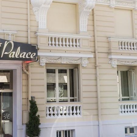 Hotel Little Palace Dibrugarh Bagian luar foto