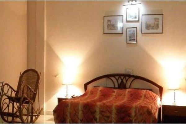 Hotel Little Palace Dibrugarh Bagian luar foto